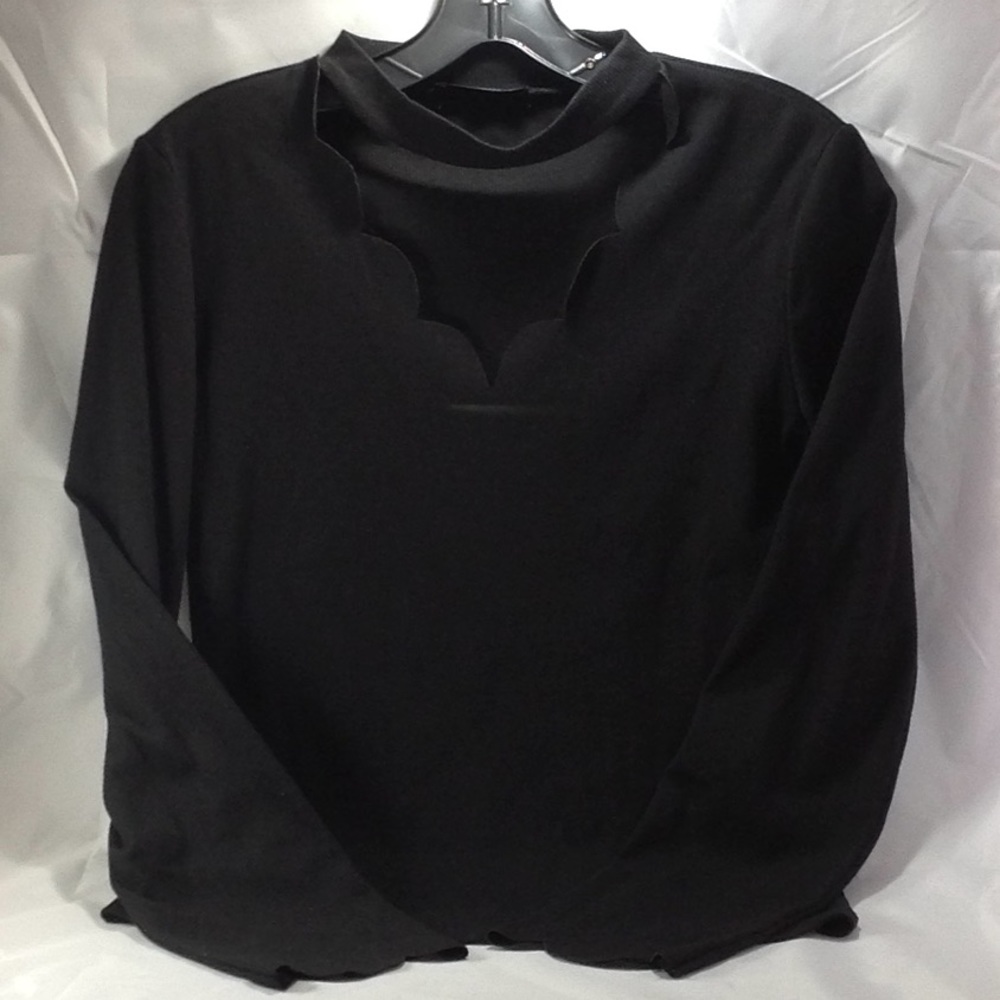 TREND Black Scalloped Choker long Sleeved top